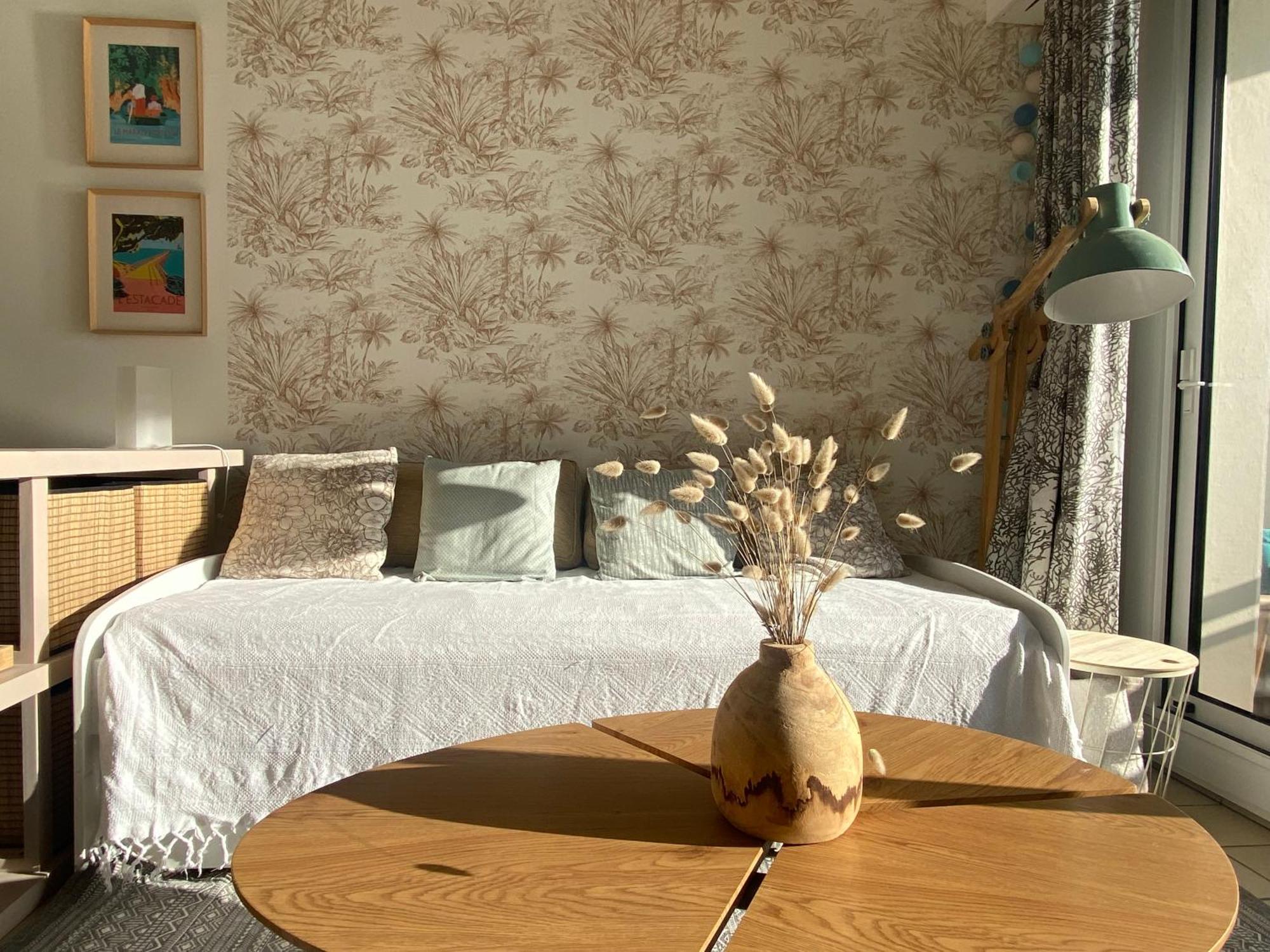 Vue Sur L'Entree Du Port Apartment Сен-Жил-Кроа-дьо-Ви Екстериор снимка